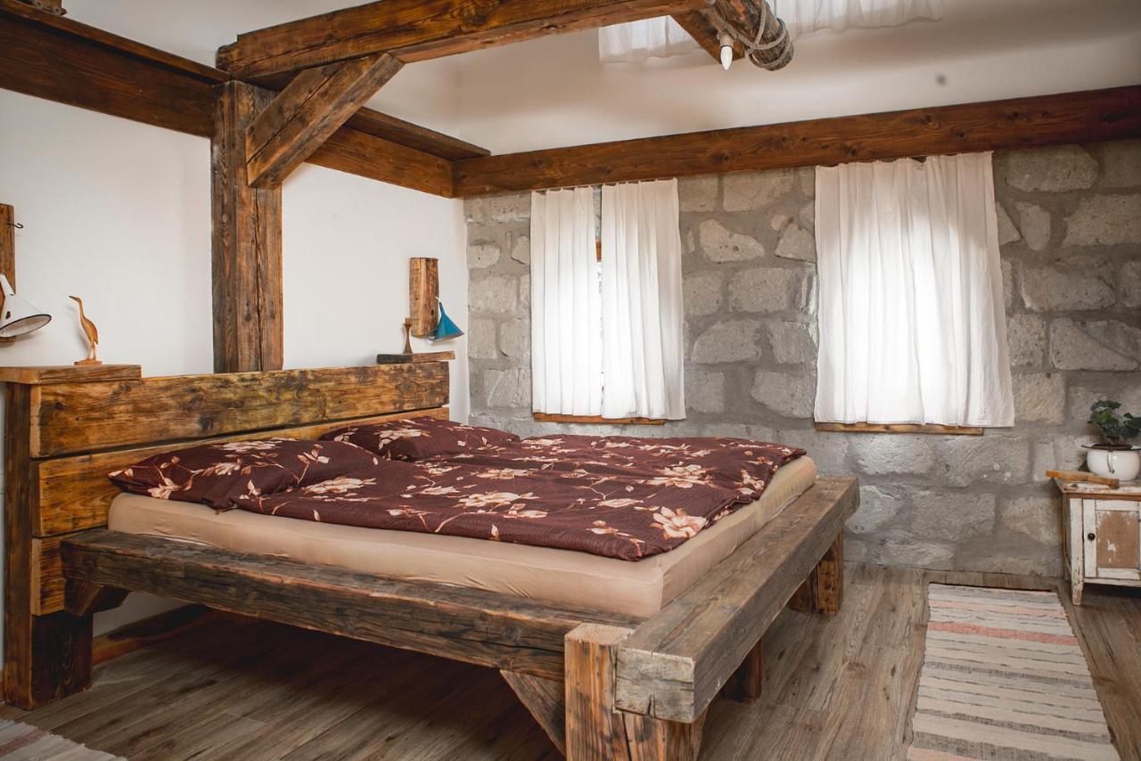 Pajta Apartman Егер Екстериор снимка