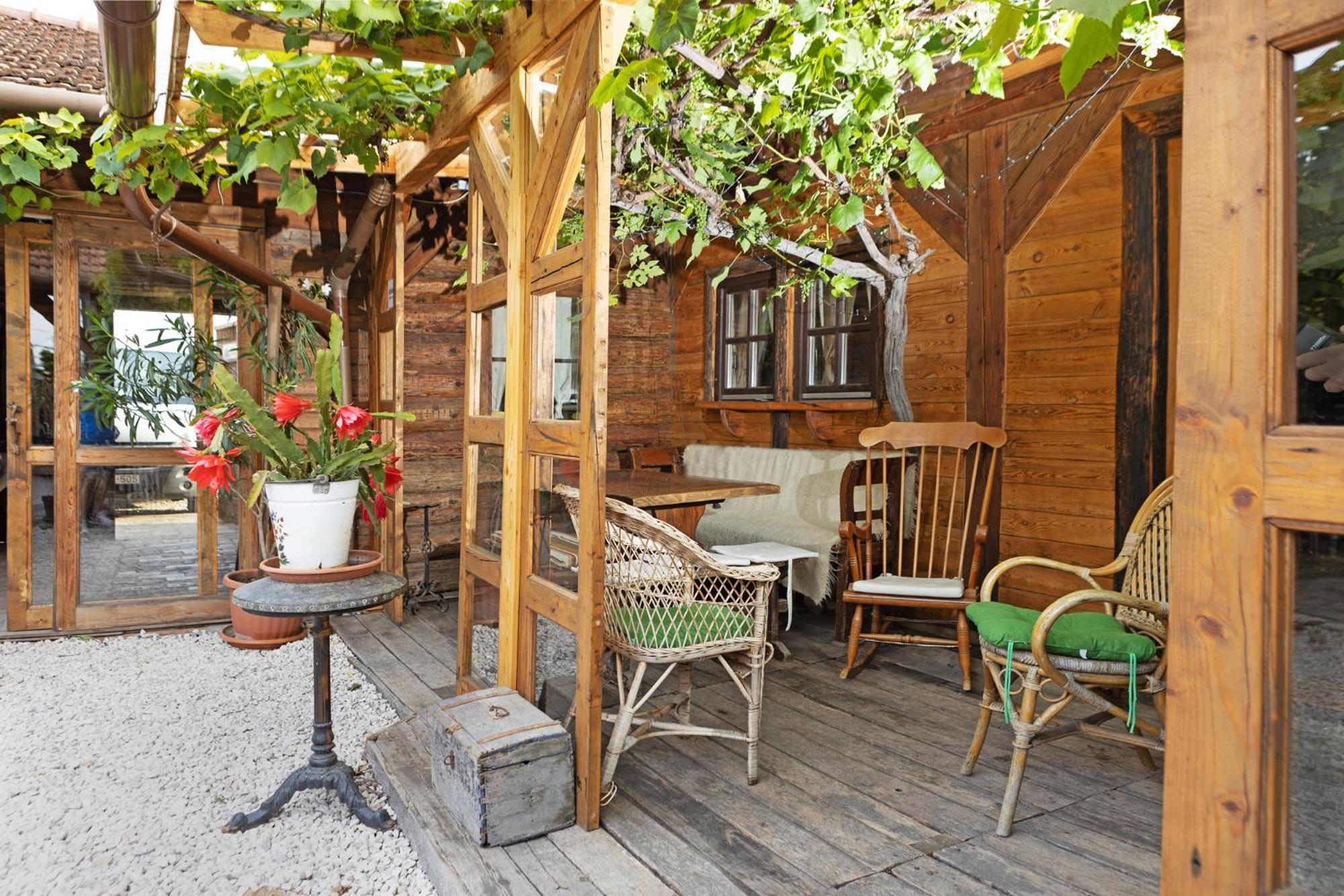 Pajta Apartman Егер Екстериор снимка