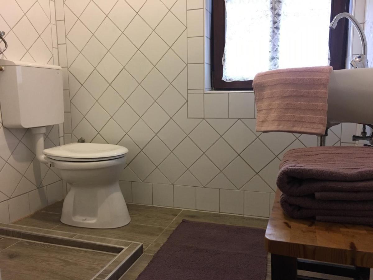 Pajta Apartman Егер Екстериор снимка